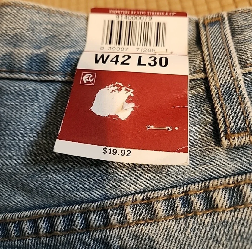 NEW Signature by Levi Strauss Light Blue Straight Leg Jeans W42X30